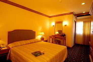 בית מלון כפרי Down Town Inn