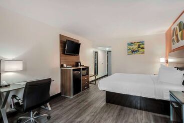 Отель Best Western Statesville Inn