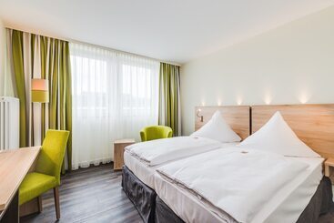 Novina Hotel Wöhrdersee Nürnberg City