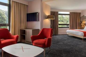 هتل Holiday Inn Calais Coquelles, An Ihg