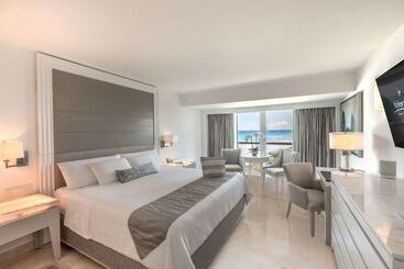 בית מלון כפרי Le Blanc Resort Cancun Adults Only   All Inclusive