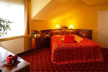 Ringhotel Hotel Zum Stein