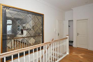 Villa Rheingold   Wellgunde Wohnung 1b