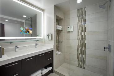 Bucuti & Tara Boutique Beach Resort  Adult Only