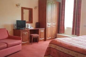 فندق Borough Arms