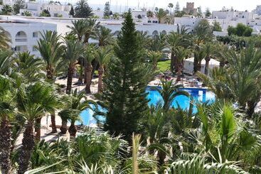 هتل Kanta Resort & Spa