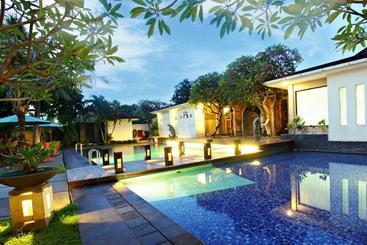 هتل Prima Cirebon