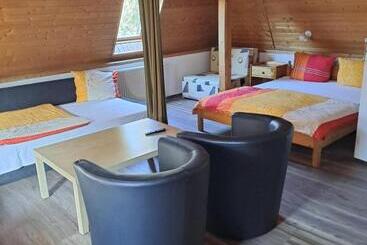 בית מלון כפרי Horváth Fogadó Panzió