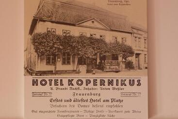 호텔 Kopernik