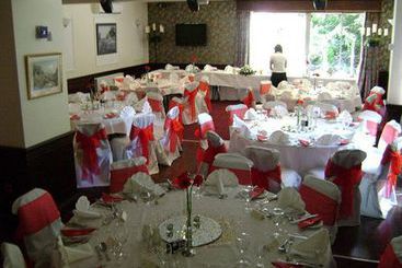 هتل Olivers Lodge