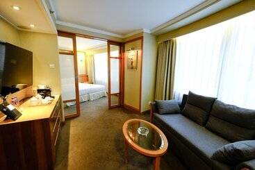 هتل South Pacific