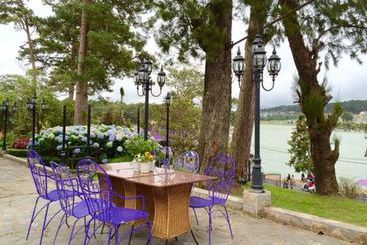 Thanh Thuy Blue Water Hotel