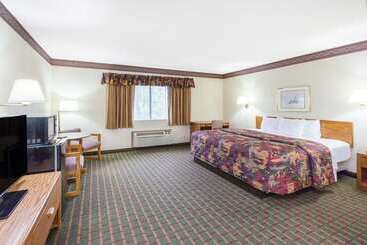 호텔 Days Inn By Wyndham Sault Ste Marie Mi