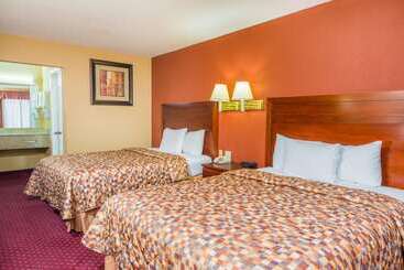 فندق Days Inn By Wyndham St. Robert Waynesville/ft. Leonard Wood