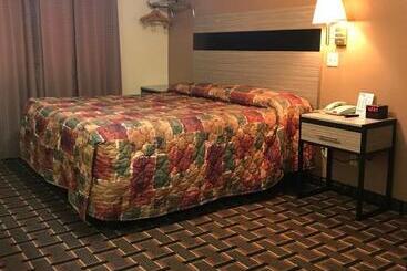 فندق Deluxe Inn Nebraska City