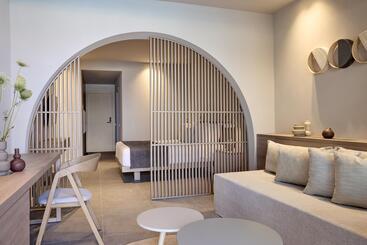 هتل Elissa Adults-Only Lifestyle Beach Resort