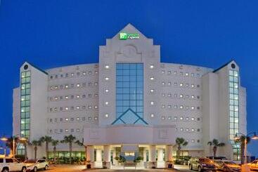 בית מלון כפרי Holiday Inn Express Pensacola Beach, An Ihg