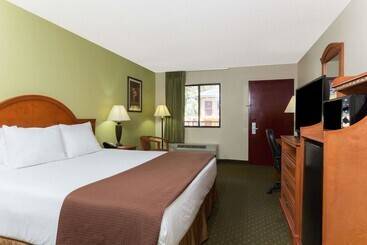 酒店 Howard Johnson By Wyndham Tallahassee