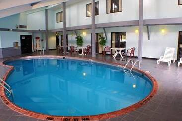 酒店 Pictured Rocks Inn And Suites