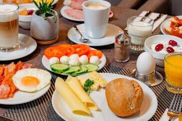 هتل Plaza Inn Karlsruhe Nord
