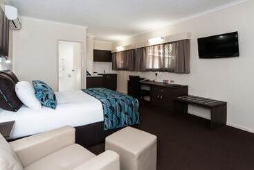 Quality Hotel Robertson Gardens