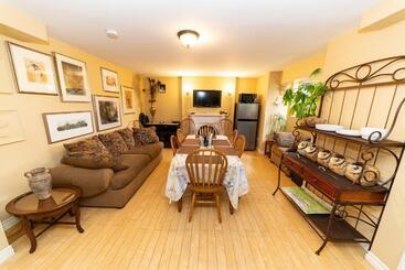 Отель Abba Inn Guest House