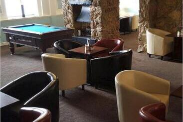 هتل Aston Court Derby City Centre By Belvilla