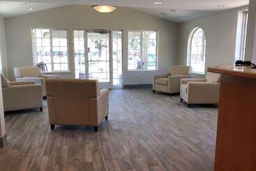 בית מלון כפרי Days Inn By Wyndham South Lake Tahoe