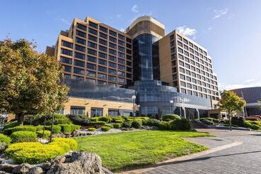 هتل Grand Chancellor Hobart