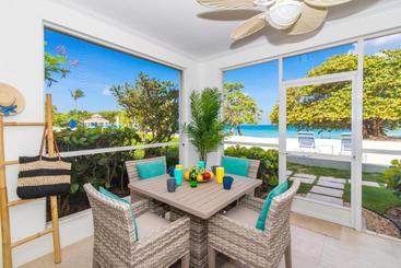 هتل Grandview Condominiums