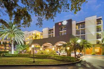 Best Western Plus Deerfield Beach Hotel & Suites