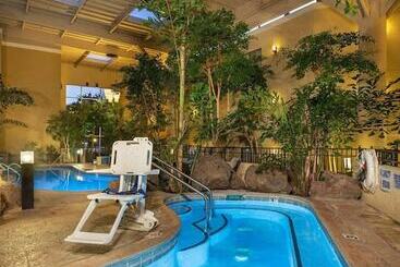 فندق Concord Plaza