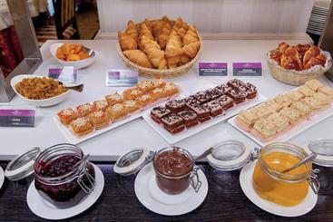 هتل Crowne Plaza Krasnodar  Centre, An Ihg
