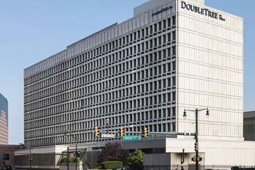 فندق Doubletree By Hilton Newark Penn Station