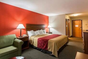 فندق Econo Lodge Andrews Afb