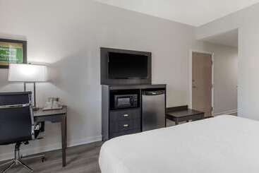 ホテル Econo Lodge At The University