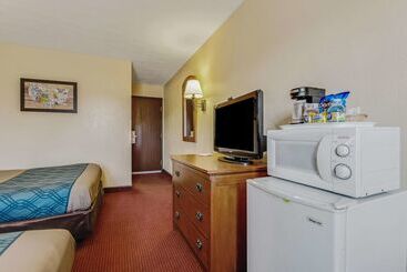 فندق Econo Lodge Junction City I 70 Near Fort Riley