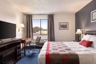 فندق Ramada By Wyndham Arcata