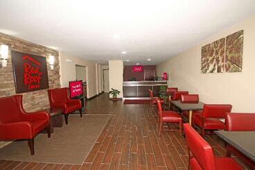 Отель Red Roof Inn Hillsville