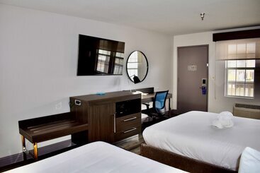 Отель Best Western Marina State Beach