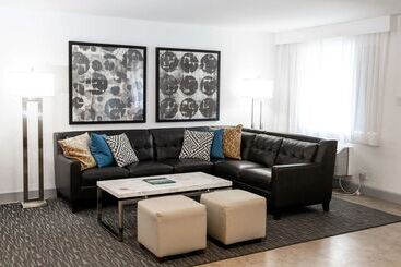 فندق Best Western Palm Beach Lakes