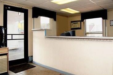 فندق Econo Lodge Waterville