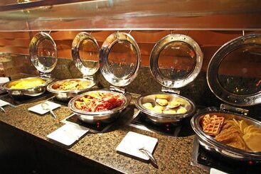 בית מלון כפרי Sawridge Inn And Conference Centre Edmonton South