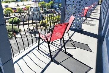 モーテル Port O Call Inn