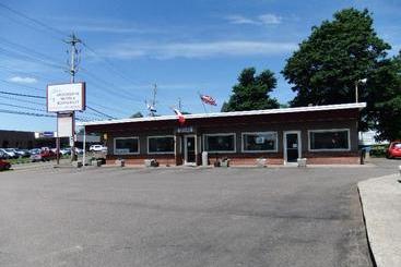 Stonehouse Motel And Restaurant