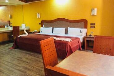 ホテル California