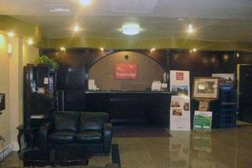 هتل Econo Lodge London