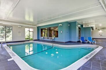 בית מלון כפרי Four Points By Sheraton St. Catharines Niagara Suites