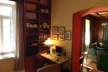 בית מלון כפרי New Helvetia