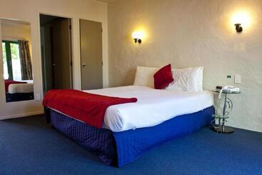 호텔 Parklane Motor Lodge